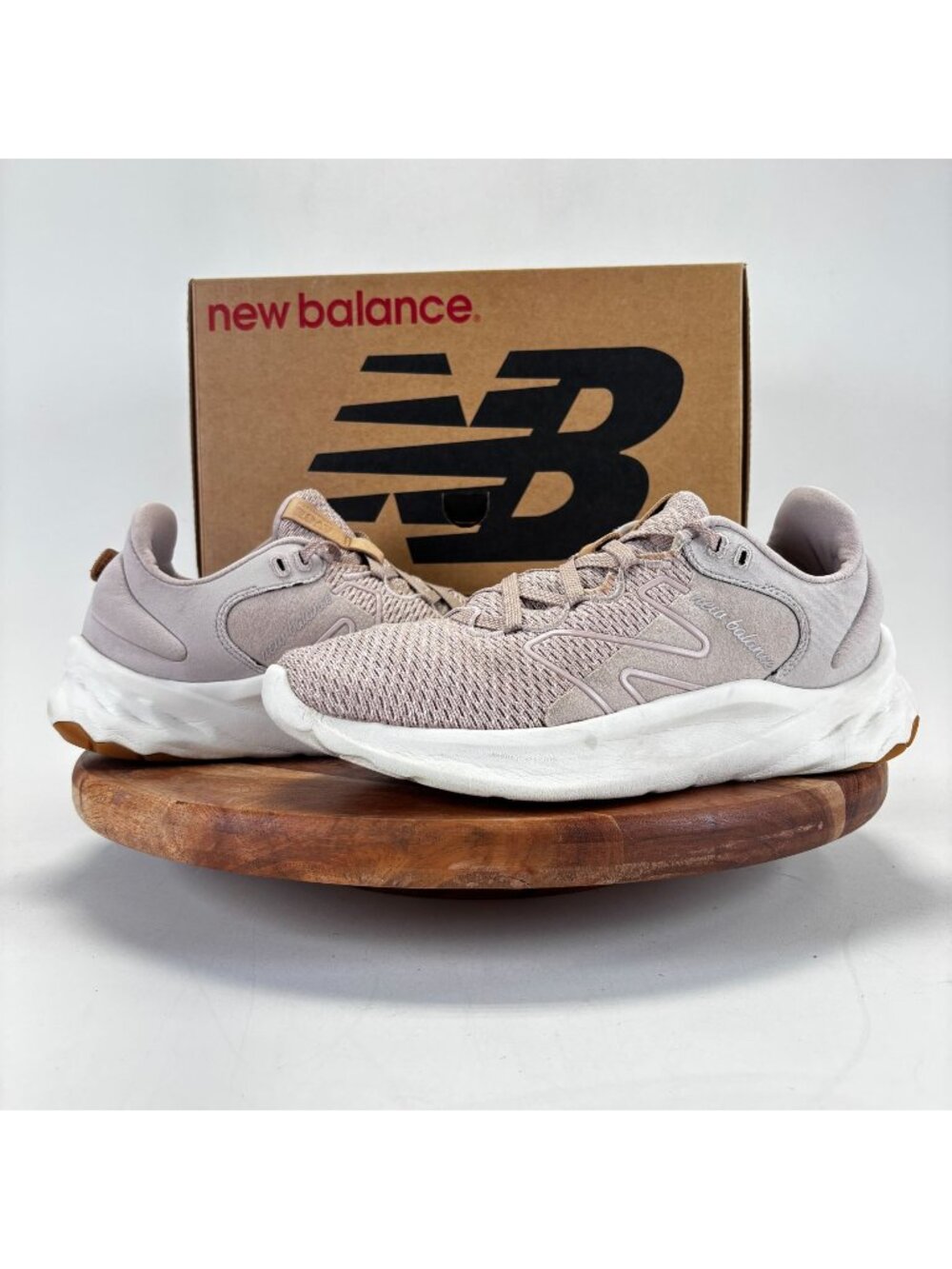 New Balance Fresh Foam Roav Light Pink Womens Size 9.5 Sneakers Running Shoes